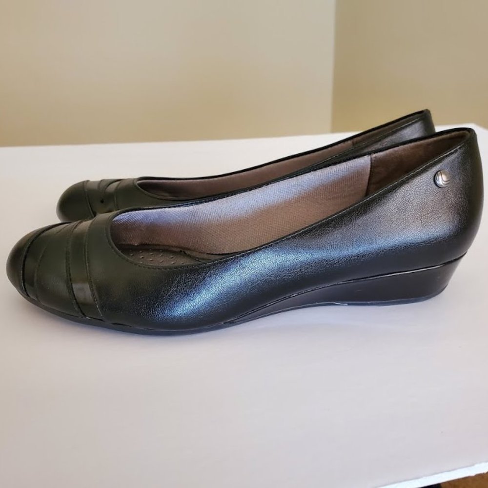 Black Women's Flats 8.5